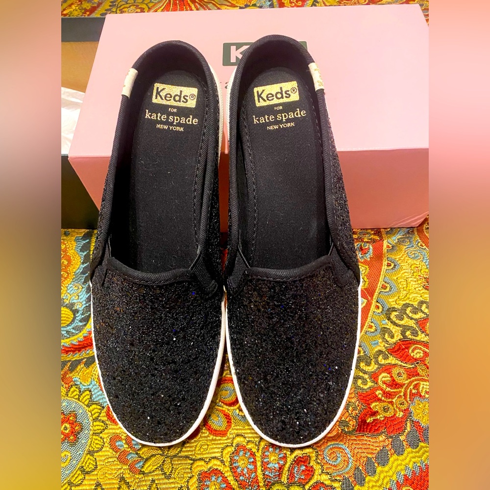 BNIB never worn Kate Spade black glitter double decker mules size 7.5